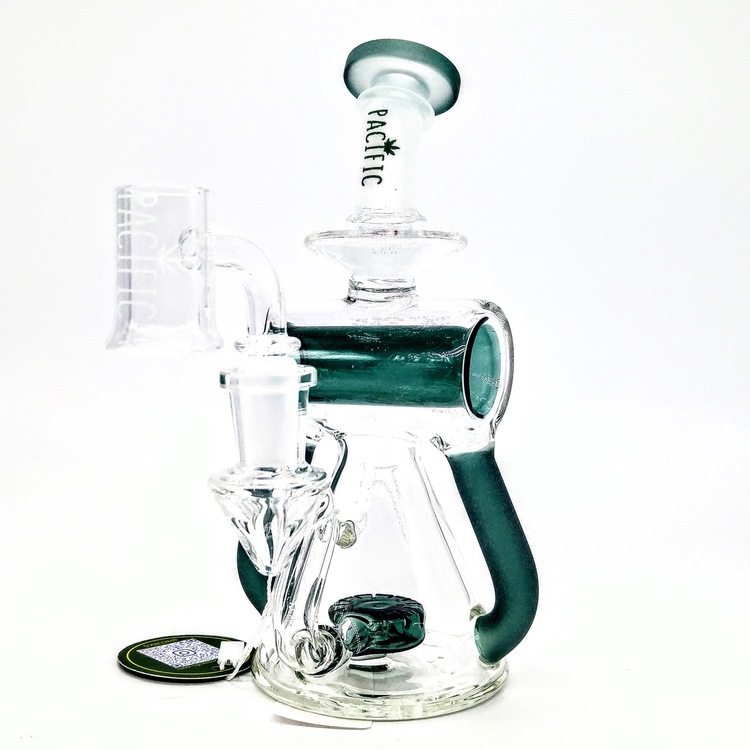 Rig/Bong Pacific 6" Mackerel double perc